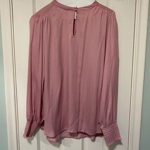 LOFT KEYHOLE BLUSH BLOUSE